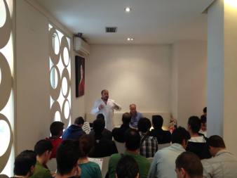 487530_340887596014629_548064044_n